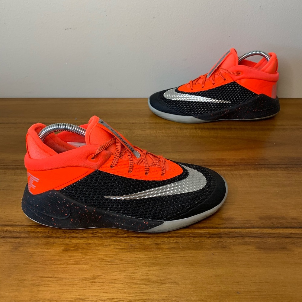 Nike Future Flight Big Kid Basketball Shoes Size 4